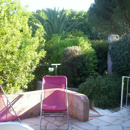 Les Aulnes Semesterbostad *